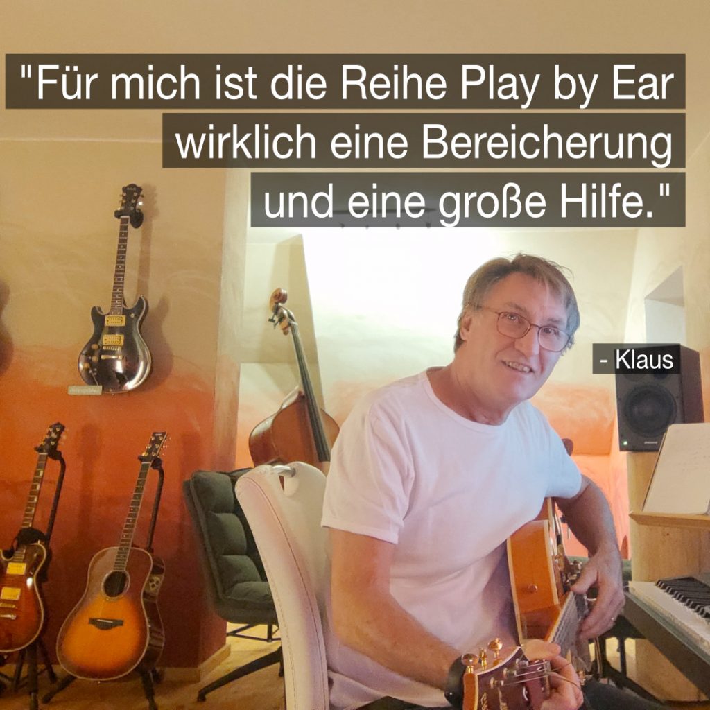 Klaus an der Gitarre über Play by Ear